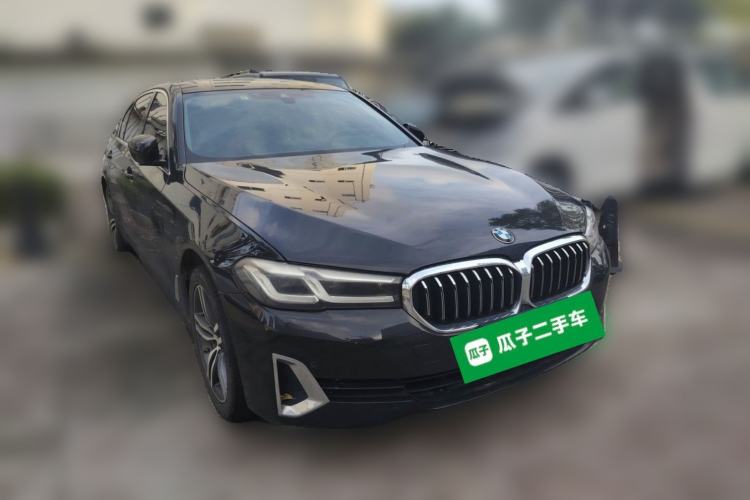 Used BMW 5 Series 2021 530Li Leading Luxury Package Front Right 45 Deg