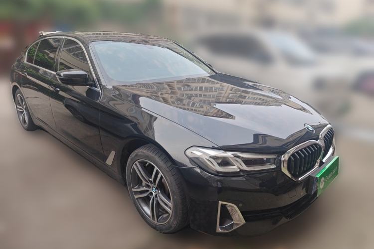 Used BMW 5 Series 2021 530Li Leading Luxury Package Front Right 45 Deg