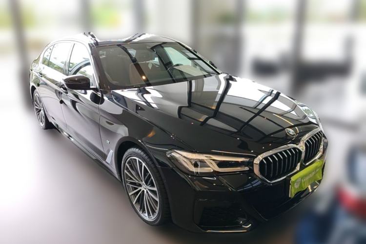 Used BMW 5 Series 2021 530Li xDrive M Sport Package Front Right 45 Deg