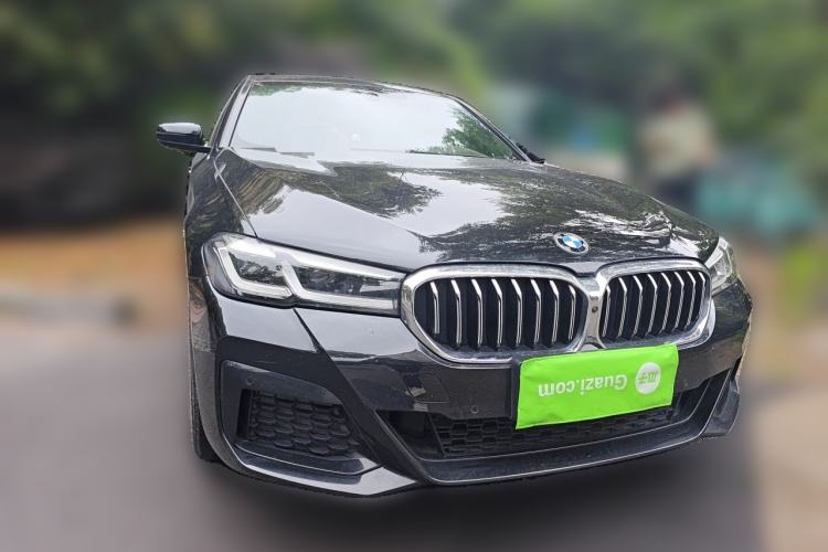 Used BMW 5 Series 2021 530Li Luxury Edition M Sport Package Front Right 45 Deg