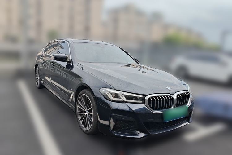 Used BMW 5 Series 2021 530Li xDrive M Sport Package Front Right 45 Deg