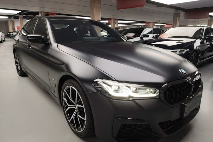 Used BMW 5 Series 2021 540i Sport Line M Sport Package Front Right 45 Deg