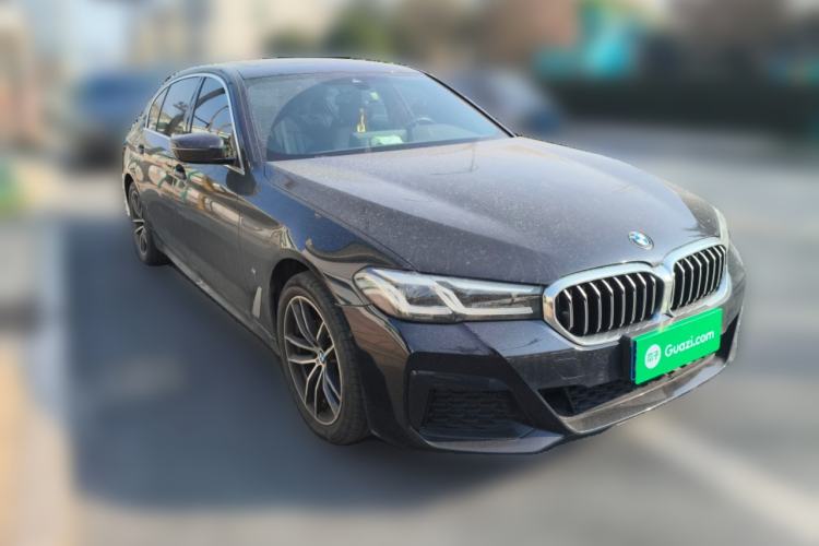 Used BMW 5 Series 2021 525Li M Sport Package Front Right 45 Deg