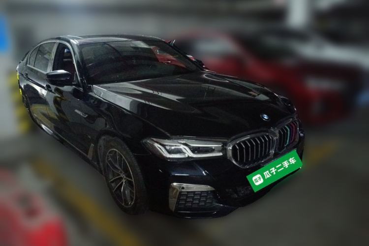 Used BMW 5 Series 2021 Facelifted 525Li M Sport Package Front Right 45 Deg
