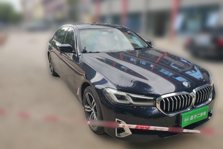 Used BMW 5 Series 2021 Restyled 530Li Leading Edition Luxury Package Front Right 45 Deg