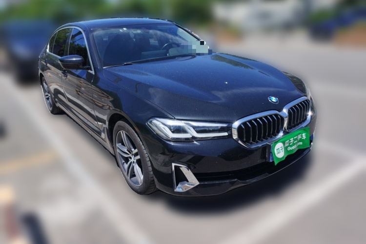 Used BMW 5 Series 2021 Restyled 530Li Leading Edition Luxury Package Front Right 45 Deg
