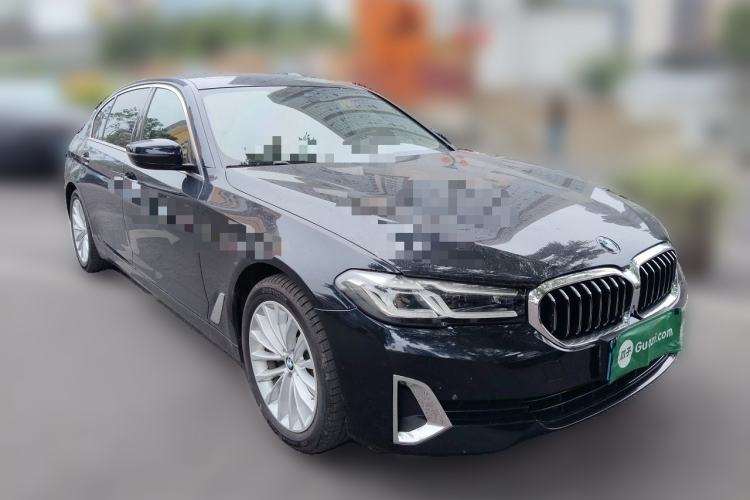 Used BMW 5 Series 2021 Updated Version 525Li Luxury Package Front Right 45 Deg