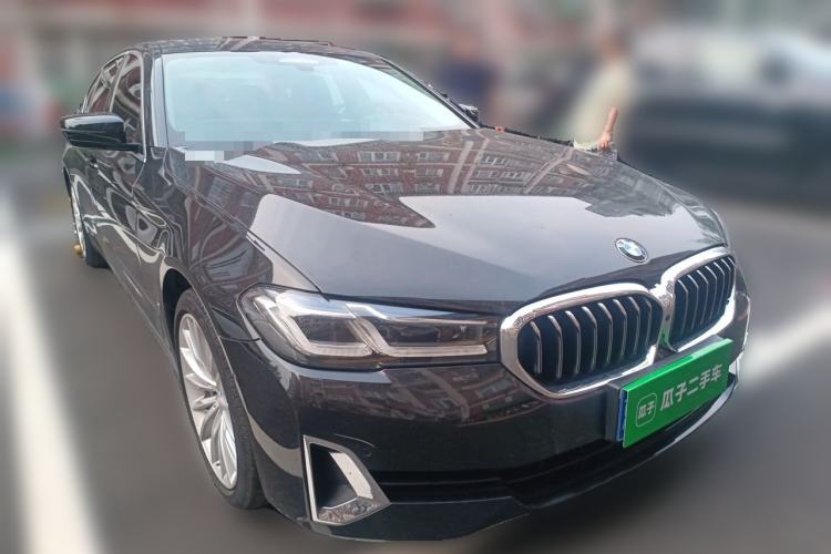 Used BMW 5 Series 2021 530Li Executive Luxury Package Front Right 45 Deg