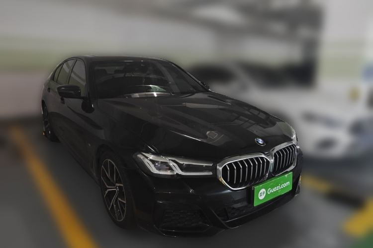Used BMW 5 Series 2021 530i M Sport Package Front Right 45 Deg