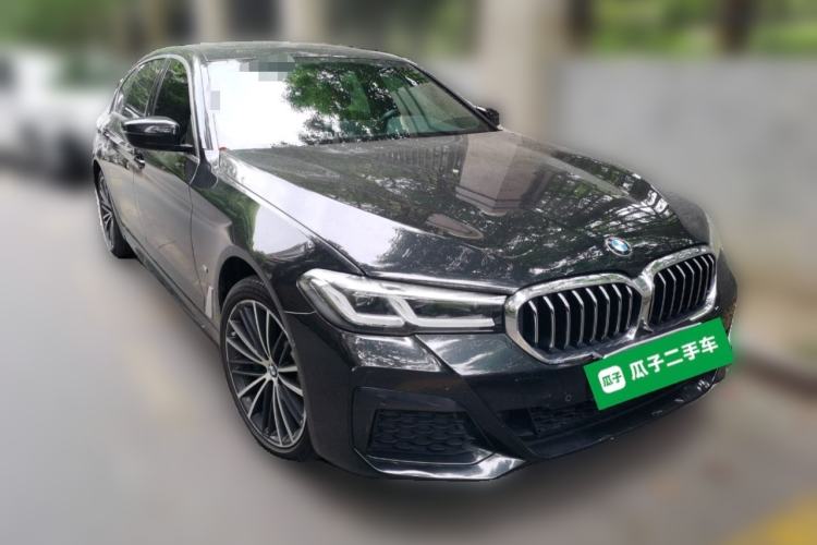 Used BMW 5 Series 2021 530Li Leading Model M Sport Package Front Right 45 Deg