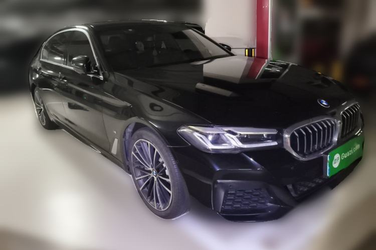 Used BMW 5 Series 2021 530Li Leading Model M Sport Package Front Right 45 Deg