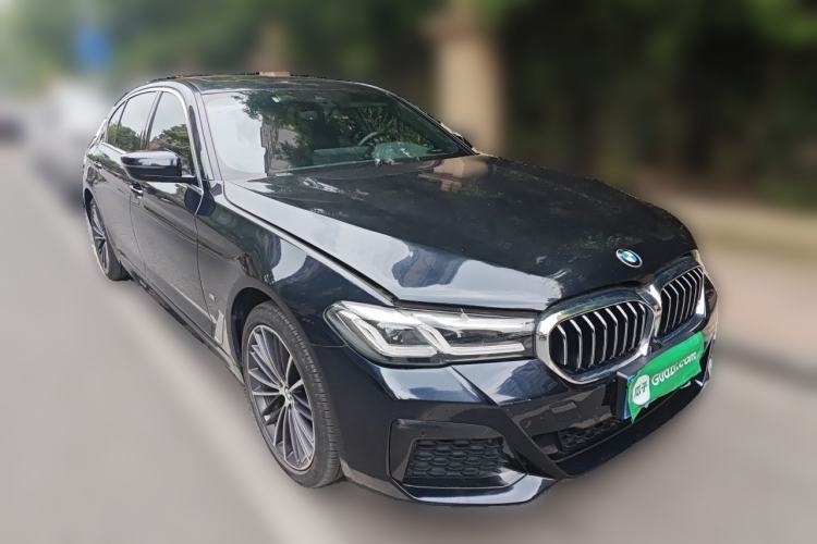 Used BMW 5 Series 2021 530Li Leading Model M Sport Package Front Right 45 Deg