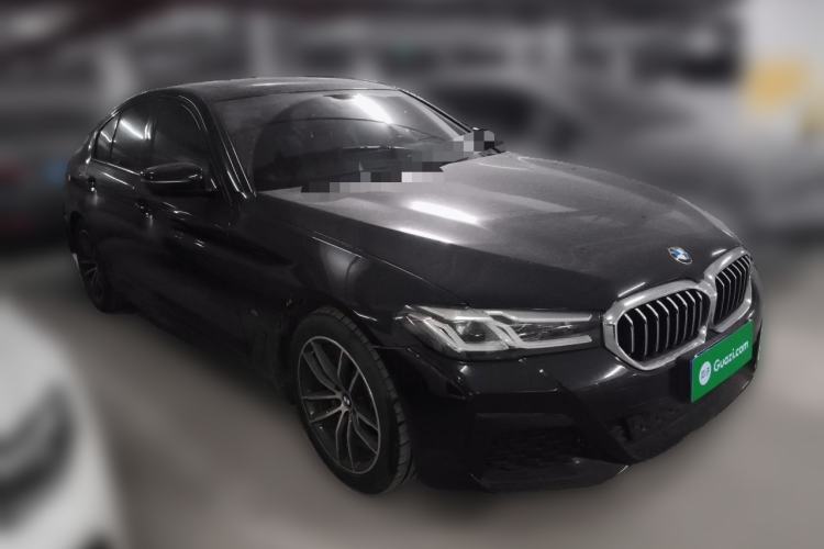 Used BMW 5 Series 2021 525i M Sport Package Front Right 45 Deg
