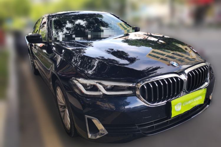 Used BMW 5 Series 2021 525Li Luxury Package Front Right 45 Deg