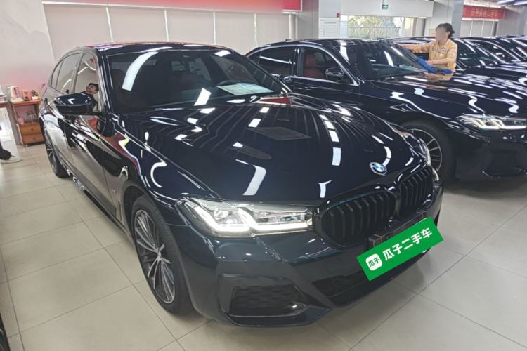 Used BMW 5 Series 2021 530Li Leading Model M Sport Package Front Right 45 Deg
