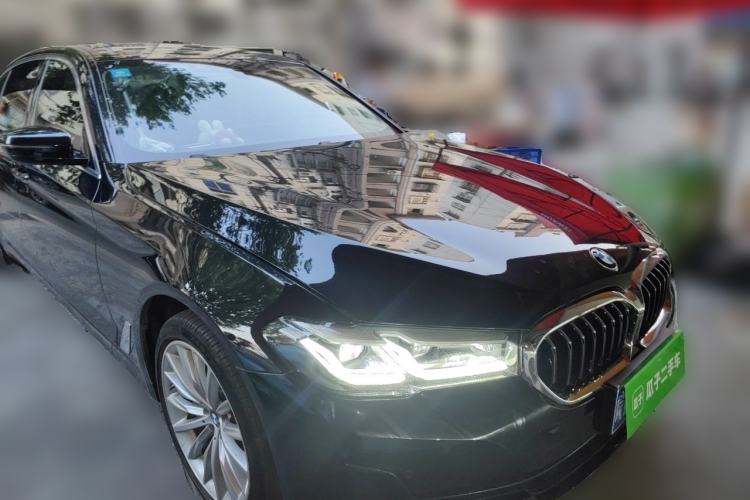 Used BMW 5 Series 2021 Updated 530Li Luxury Package Premium Edition Front Right 45 Deg