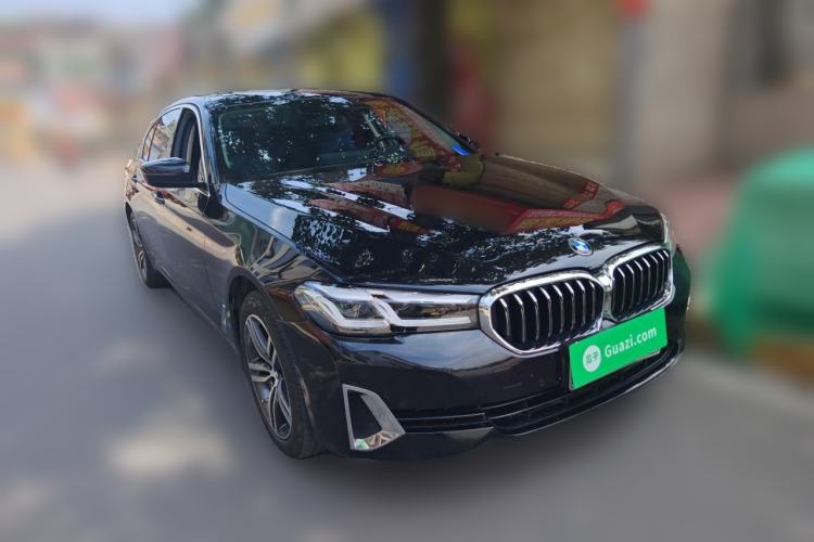 Used BMW 5 Series 2021 530Li Leading Luxury Package Front Right 45 Deg
