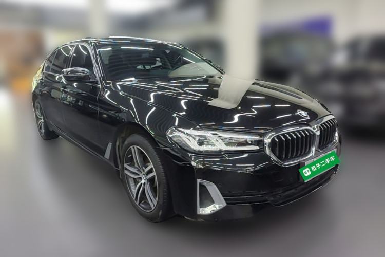 Used BMW 5 Series 2021 530Li Leading Luxury Package Front Right 45 Deg