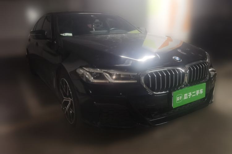 Used BMW 5 Series 2021 530Li Luxury Edition M Sport Package Front Right 45 Deg