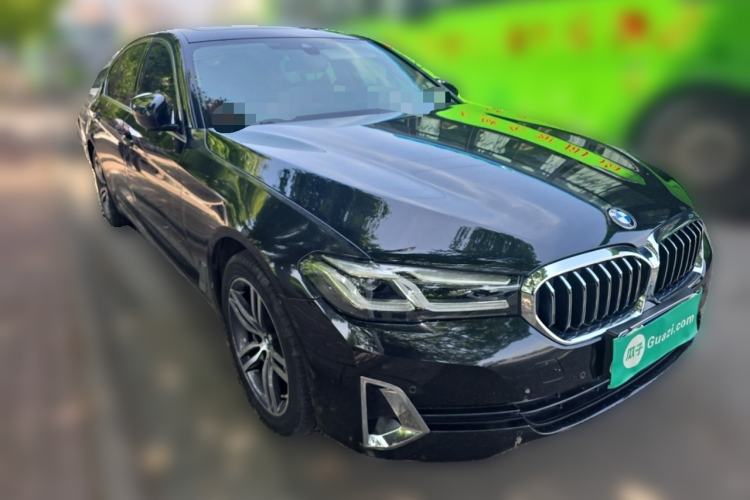 Used BMW 5 Series 2021 Restyled 530Li Leading Edition Luxury Package Front Right 45 Deg