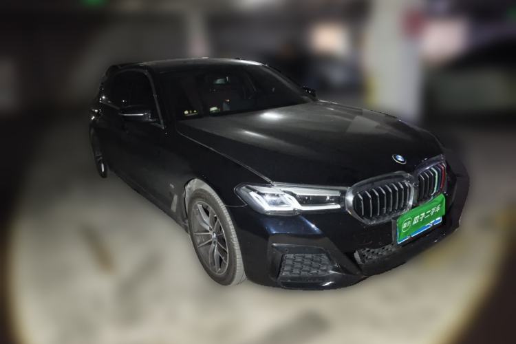 Used BMW 5 Series 2021 525Li M Sport Package Front Right 45 Deg