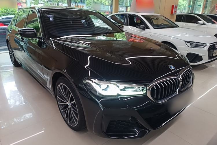 Used BMW 5 Series 2021 530Li Leading Model M Sport Package Front Right 45 Deg