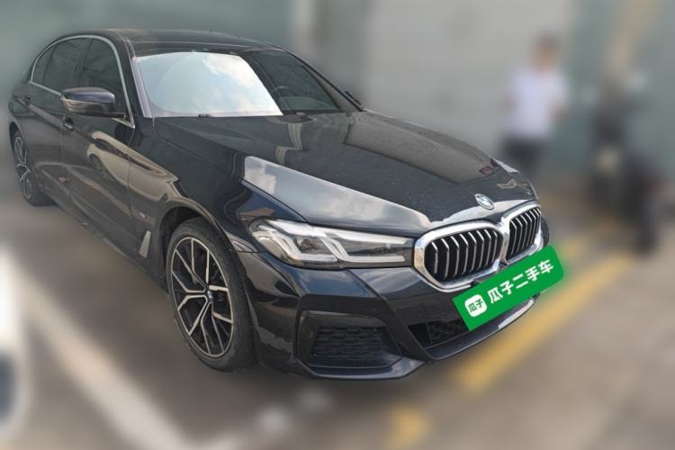 Used BMW 5 Series 2021 530Li Luxury Edition M Sport Package Front Right 45 Deg
