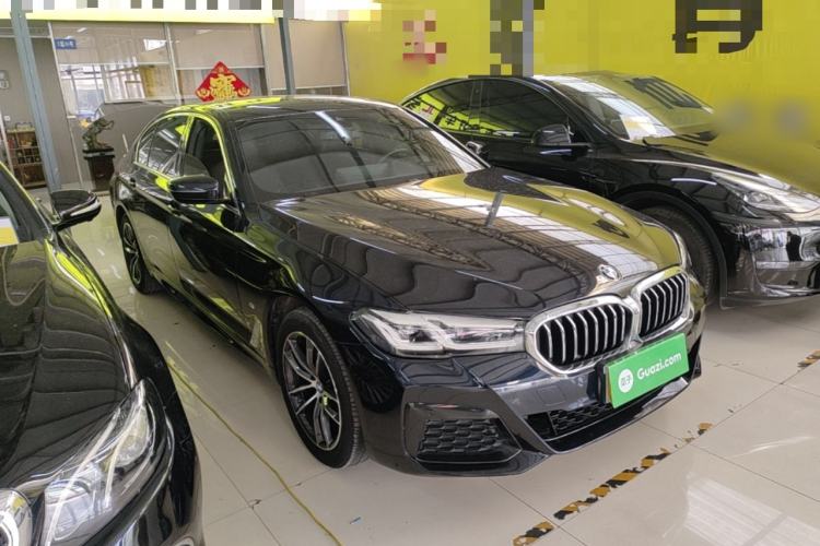 Used BMW 5 Series 2021 525Li M Sport Package Front Right 45 Deg