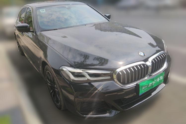 Used BMW 5 Series 2021 525Li M Sport Package Front Right 45 Deg