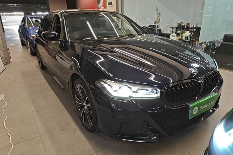 Used BMW 5 Series 2021 530Li Leading Model M Sport Package Front Right 45 Deg