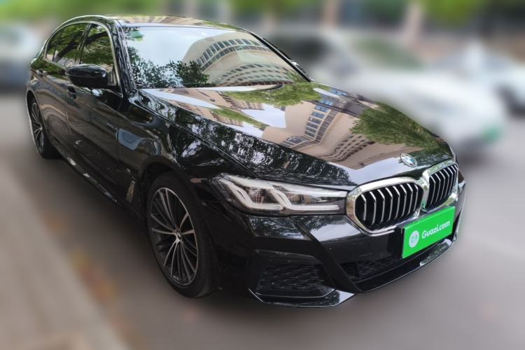 Used BMW 5 Series 2021 530Li Leading Model M Sport Package Front Right 45 Deg