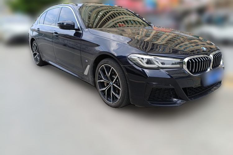 Used BMW 5 Series 2021 530Li Luxury Edition M Sport Package Front Right 45 Deg