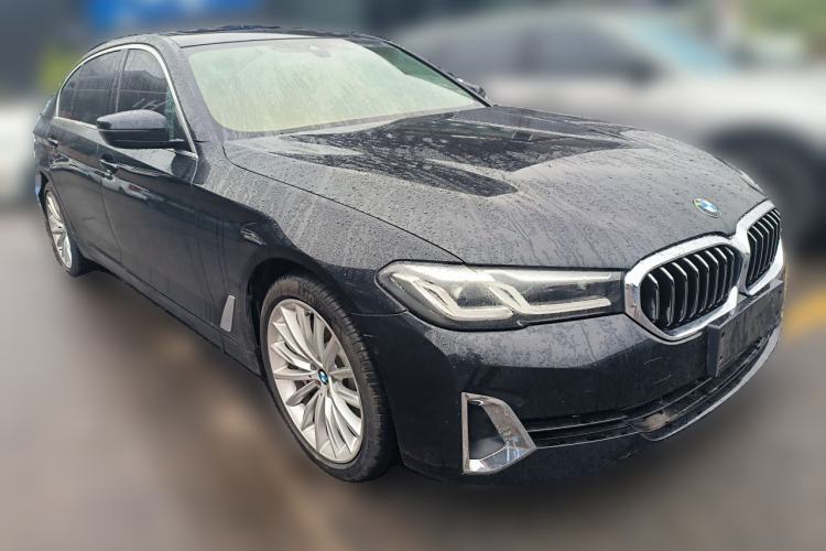 Used BMW 5 Series 2021 530Li Luxury Edition Premium Package Front Right 45 Deg