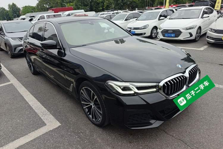 Used BMW 5 Series 2021 530Li Leading Model M Sport Package Front Right 45 Deg
