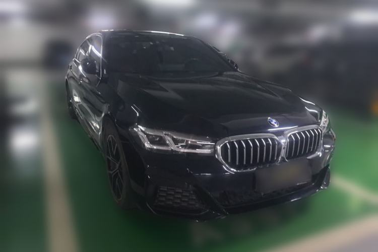 Used BMW 5 Series 2021 530Li Luxury Edition M Sport Package Front Right 45 Deg