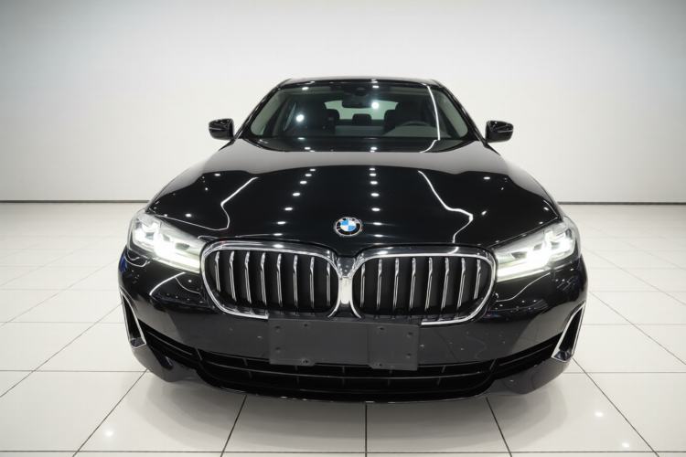 Used BMW 5 Series 2021 525Li Luxury Package Front