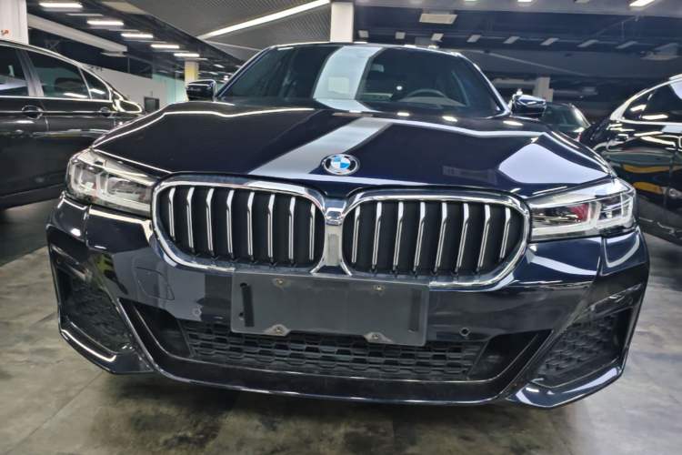 Used BMW 5 Series 2021 525Li M Sport Package Front