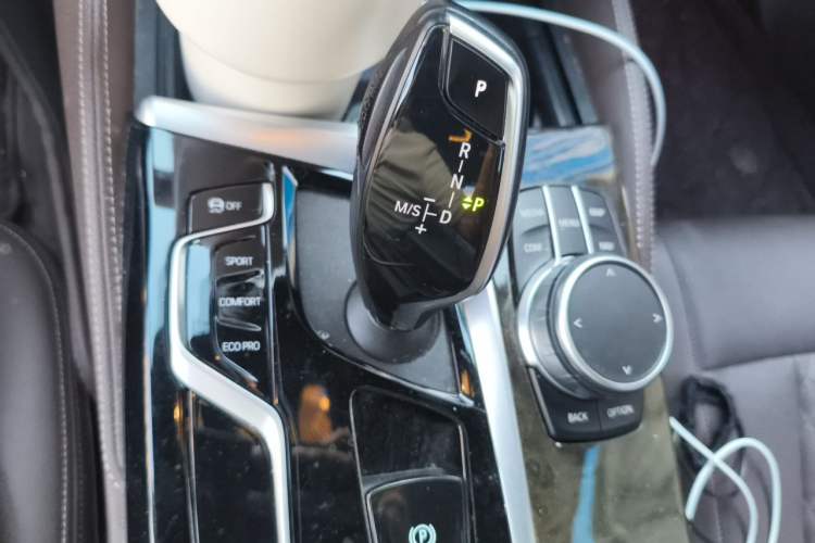 Used BMW 5 Series 2021 525Li M Sport Package Gear Lever