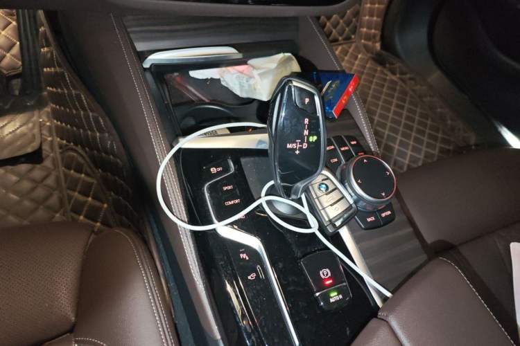 Used BMW 5 Series 2021 530Li Luxury Edition Premium Package Gear Lever