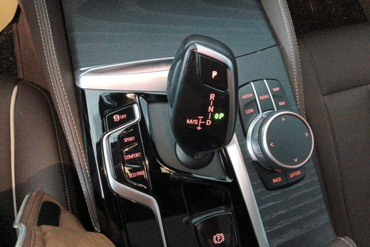 Used BMW 5 Series 2021 530Li Leading Model M Sport Package Gear Lever