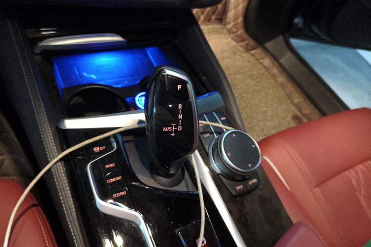 Used BMW 5 Series 2021 525Li M Sport Package Gear Lever