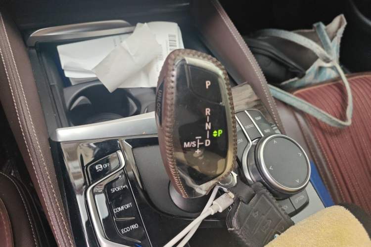 Used BMW 5 Series 2021 530Li Leading Luxury Package Gear Lever