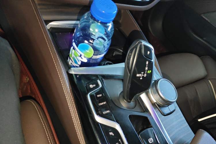 Used BMW 5 Series 2021 530Li Luxury Edition Premium Package Gear Lever
