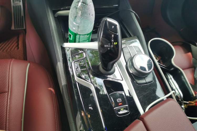 Used BMW 5 Series 2021 525Li M Sport Package Gear Lever