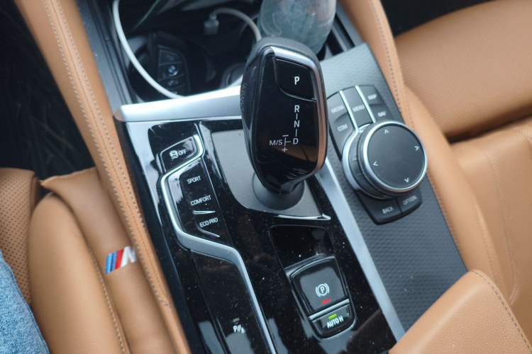 Used BMW 5 Series 2021 525i M Sport Package Gear Lever