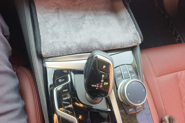 Used BMW 5 Series 2021 525Li M Sport Package Gear Lever