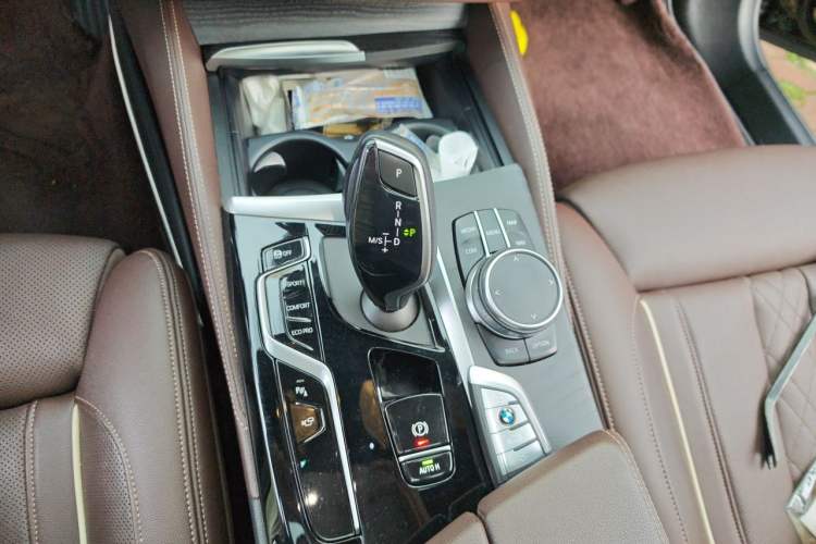 Used BMW 5 Series 2021 Facelifted 530Li xDrive M Sport Package Gear Lever
