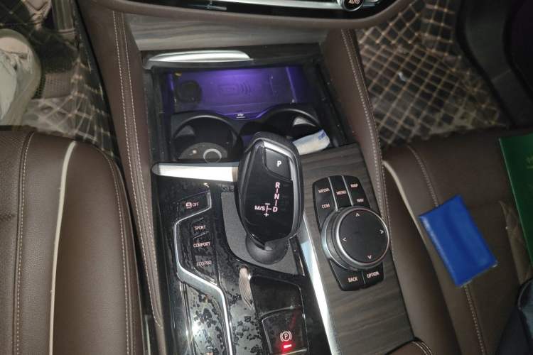 Used BMW 5 Series 2021 530Li Leading Luxury Package Gear Lever