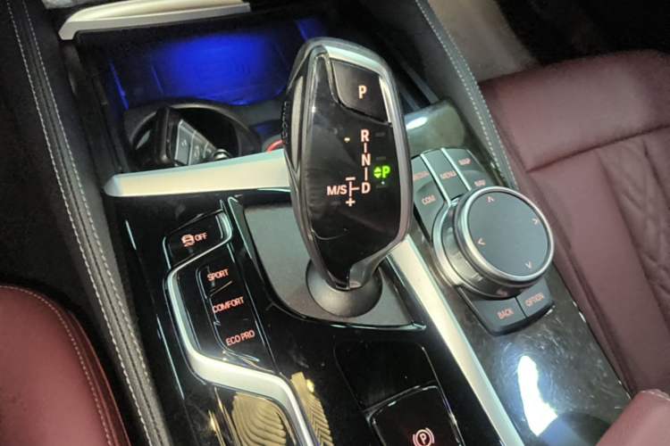 Used BMW 5 Series 2021 525Li M Sport Package Gear Lever