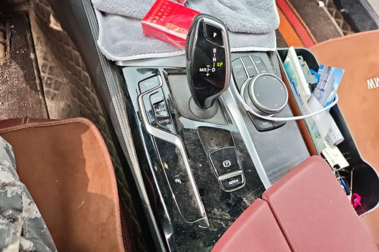 Used BMW 5 Series 2021 530Li Executive Luxury Package Gear Lever